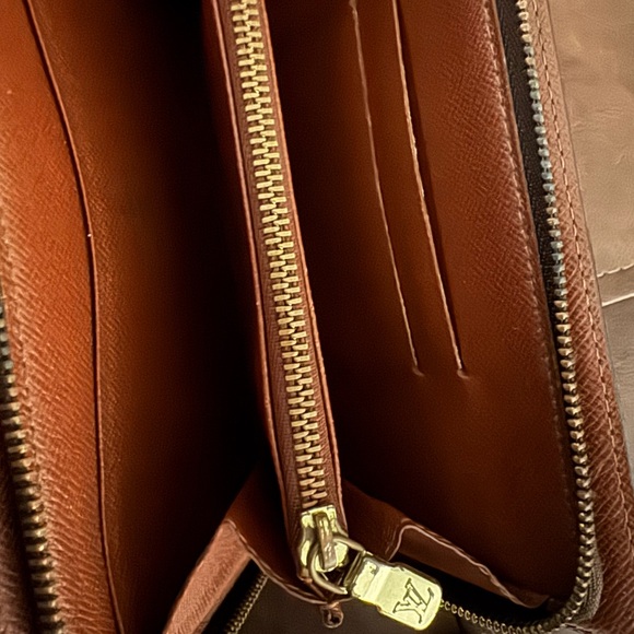 Louis Vuitton Monogram Porte Monnaie Zippy Long - Picture 13 of 14